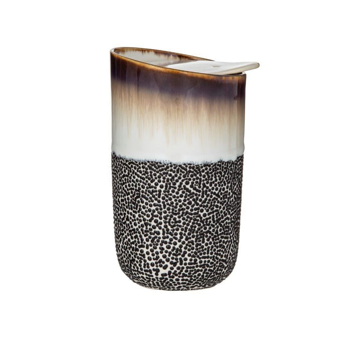 The Roma Reactive Glaze Travel Cup is a modern and chic alternative to single-use takeaway coffee cups – this two-toned reactive glaze travel mug will add style to your journey!